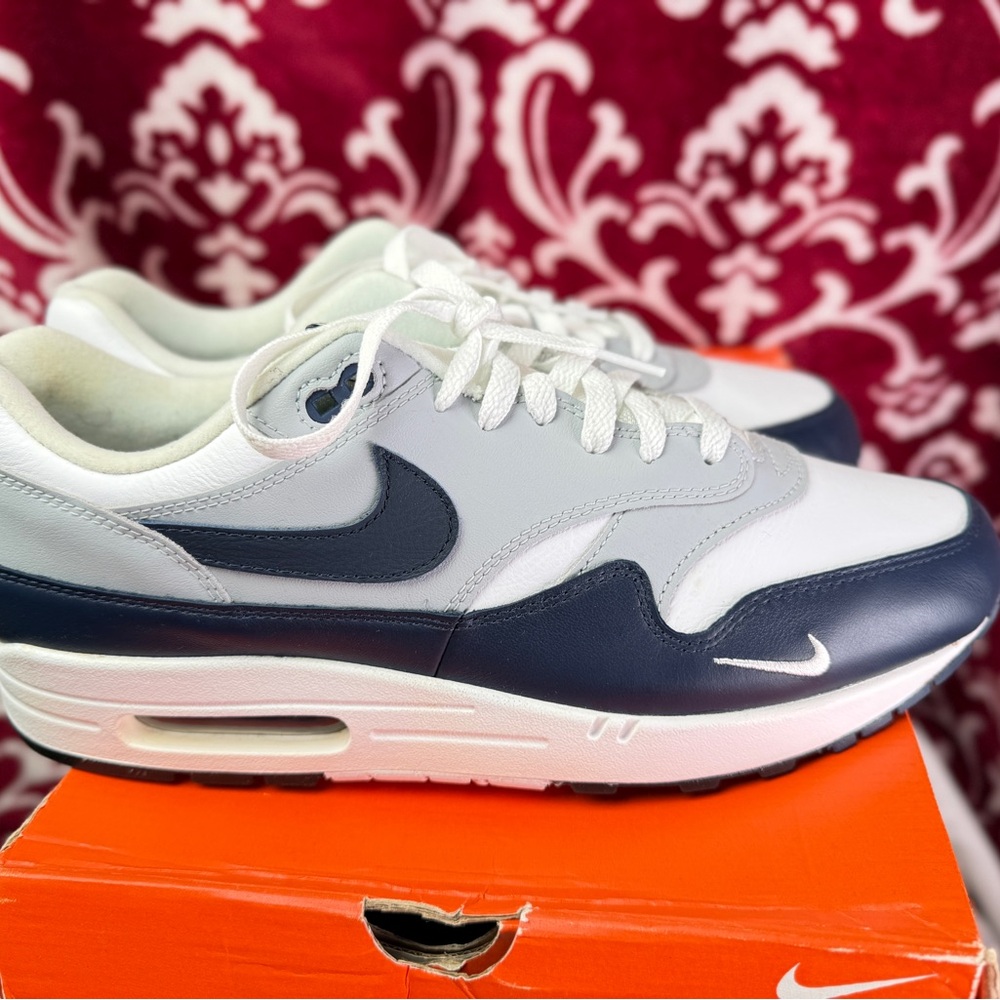 Nike Air Max White and Dark Blue Shoes